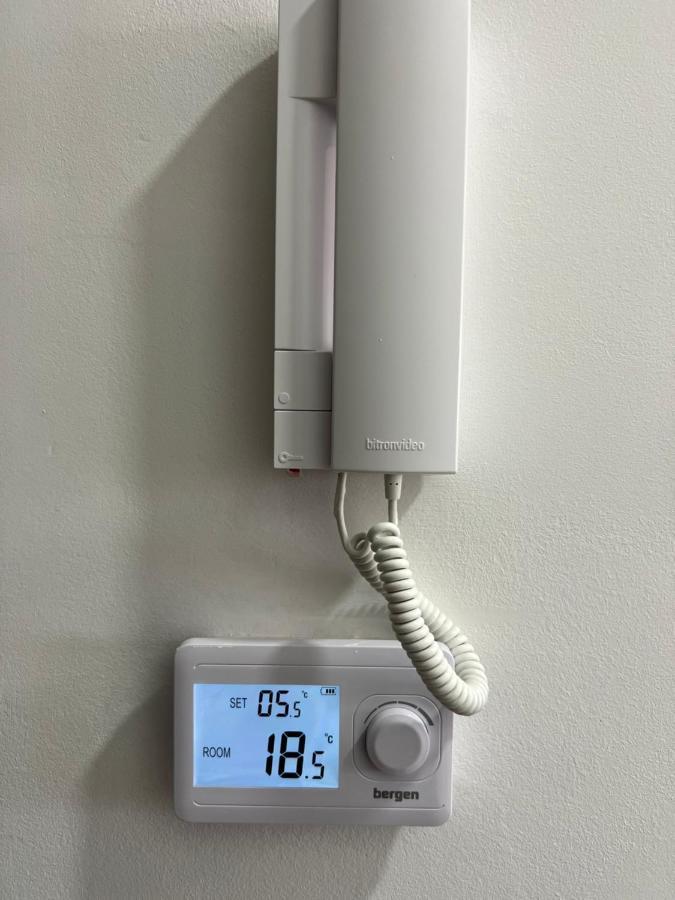 Apartment Charlie Private Parking 诺威萨 外观 照片